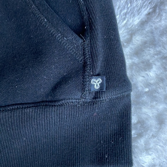 ARITZIA TNA Pacific Sherpa lined Hoodie size XS, black - Picture 5 of 8